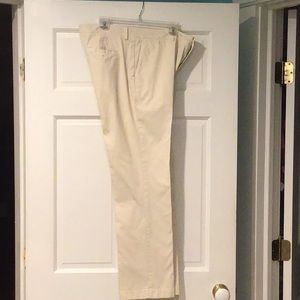 Vineyard Vines club pants. 34x32